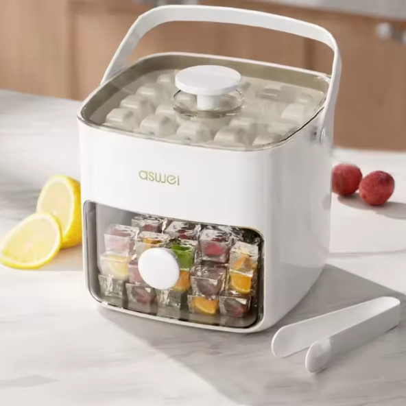 Press Type Ice Cube Molder